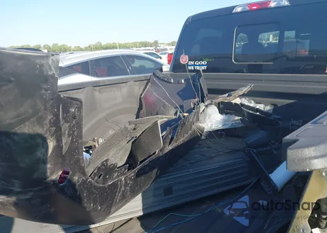 2019 Ford F-150 Xlt z USA, uszkodzony, nr VIN 1FTEW1E59KKE24282